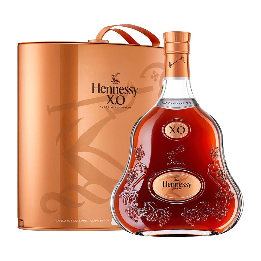 Hennessy XO Holiday with Gift Box and Ice Stamp gift set 750ml - Cork & Mash