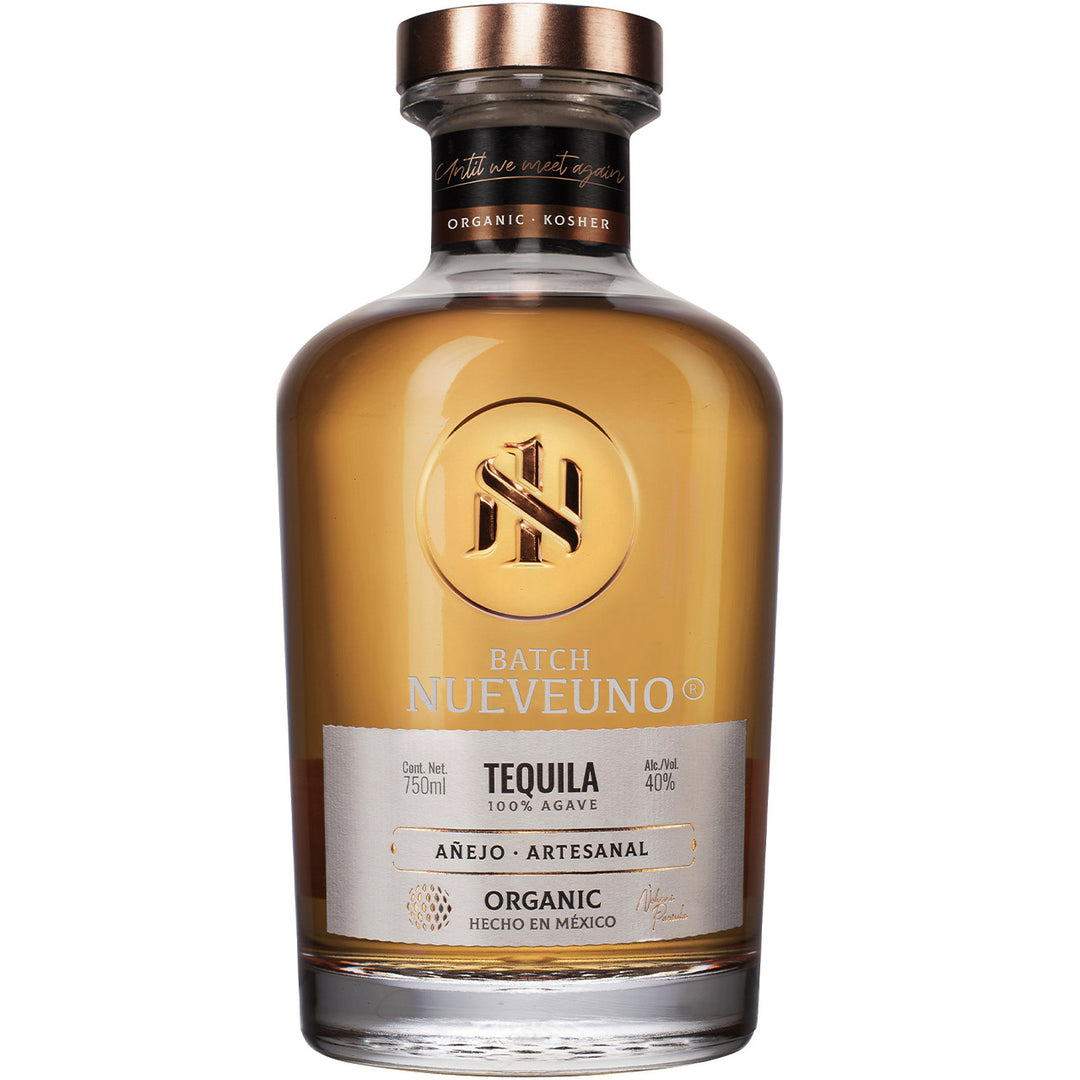 Nueveuno Tequila Añejo Artesanal Organic 750 ml - Cork & Mash